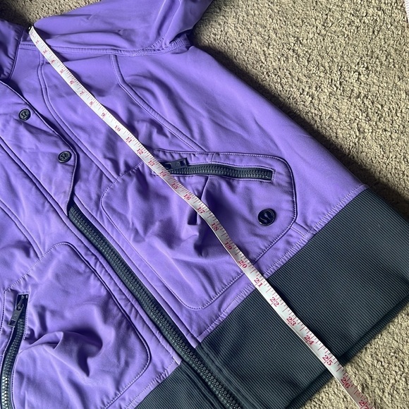 Lululemon Escapade Purple Grey Zip Up Midweight Hooded Fur Lined Coat - Picture 9 of 12